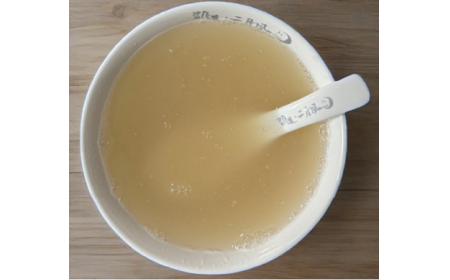 夏日解暑，這碗冷藏的野生葛根粉藏著自然的清涼答案?